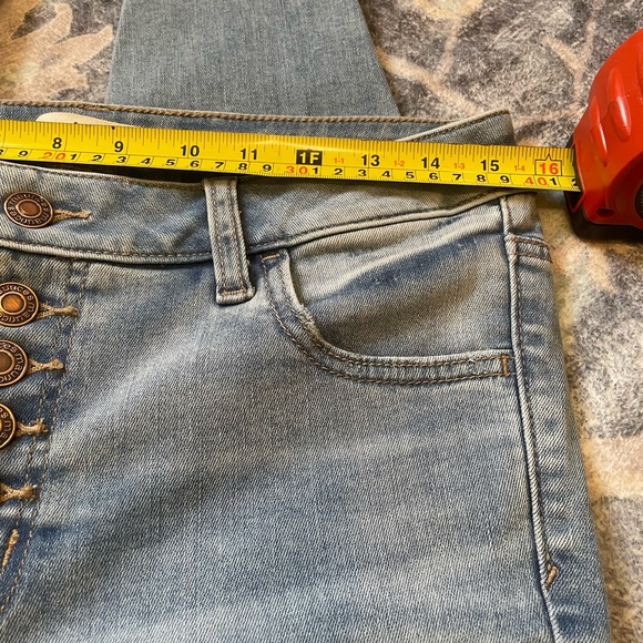 Maurices Women's light blue Skinny Jeans - Picture 6 of 7